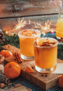2 winter cocktails with sparklers